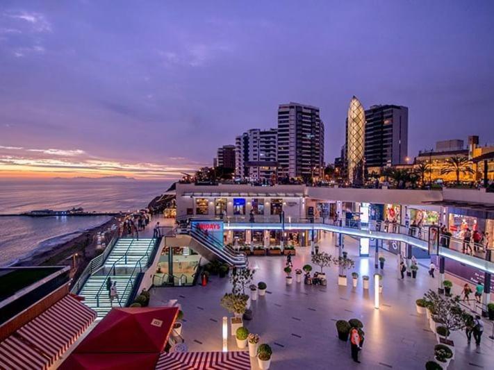 The Place Miraflores Лима Екстериор снимка