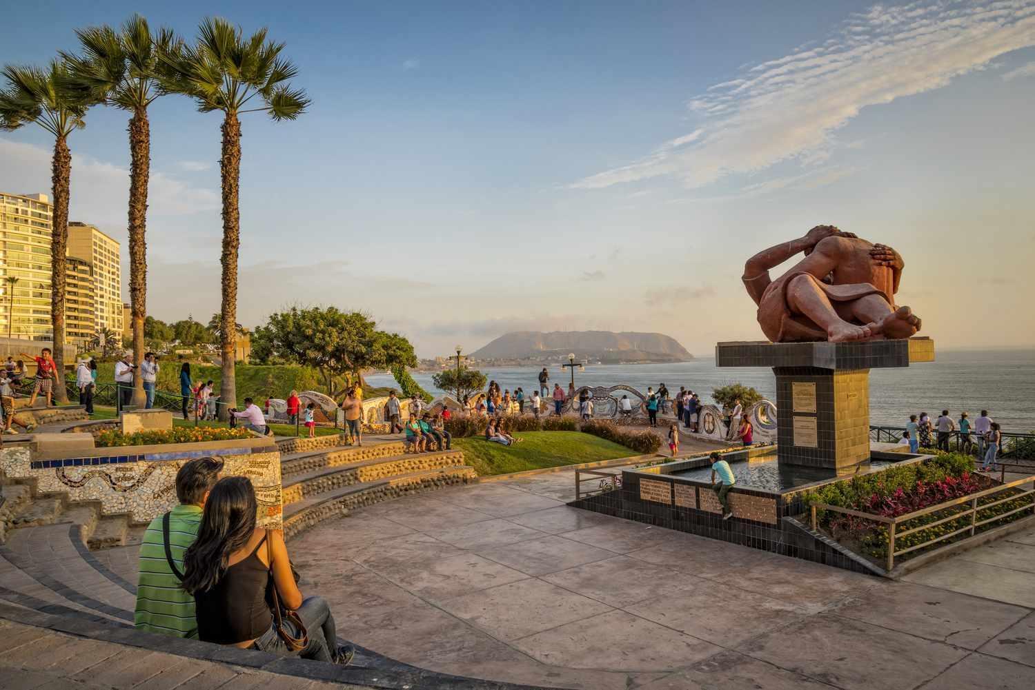 The Place Miraflores Лима Екстериор снимка